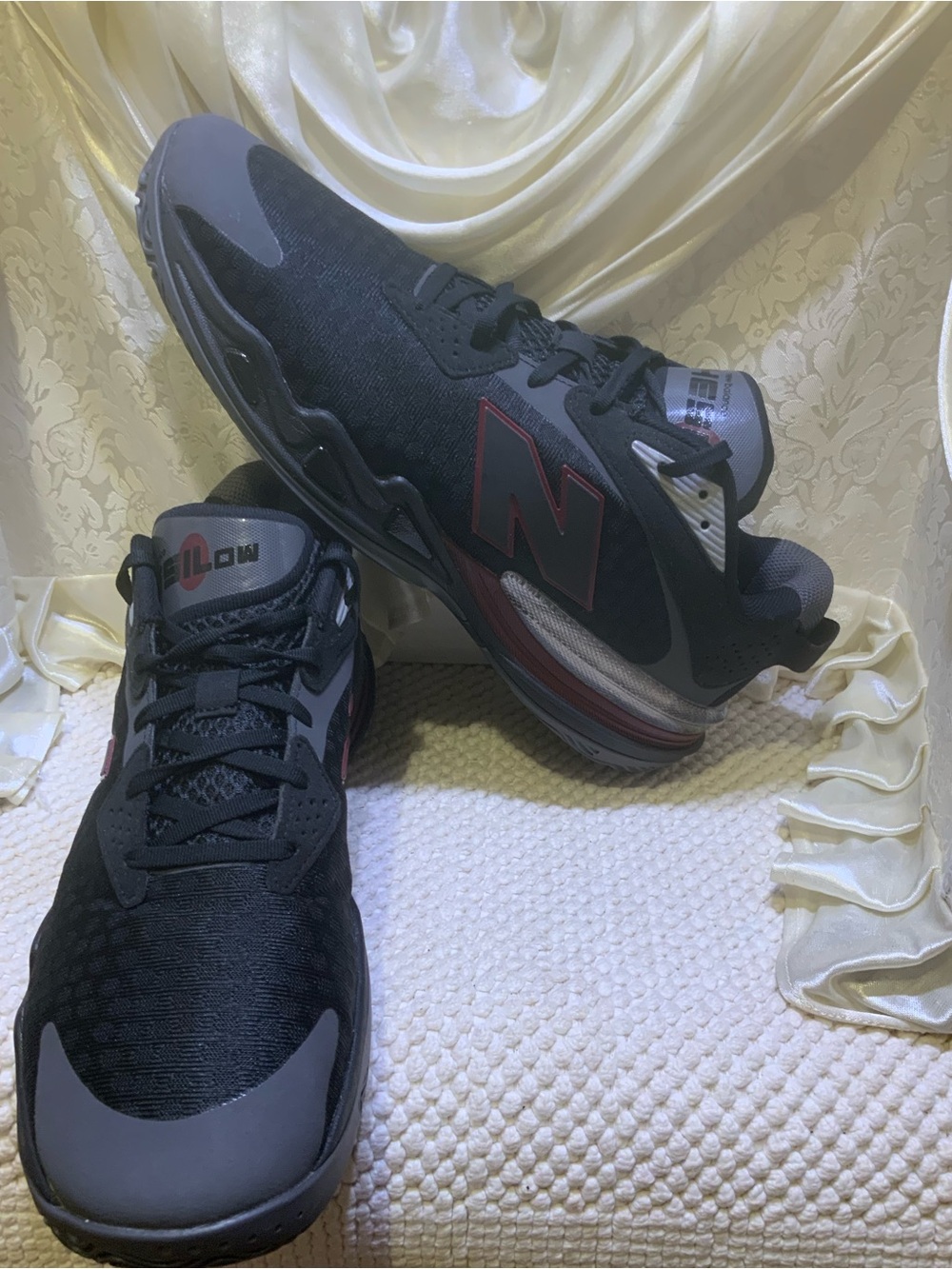 NEW BALANCE